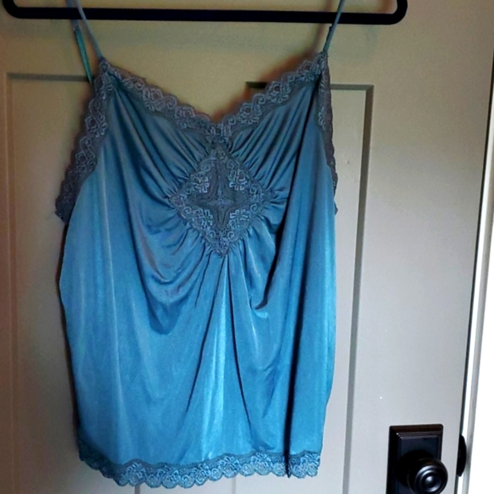 Lane Bryant brand lace cami / blouse size 14